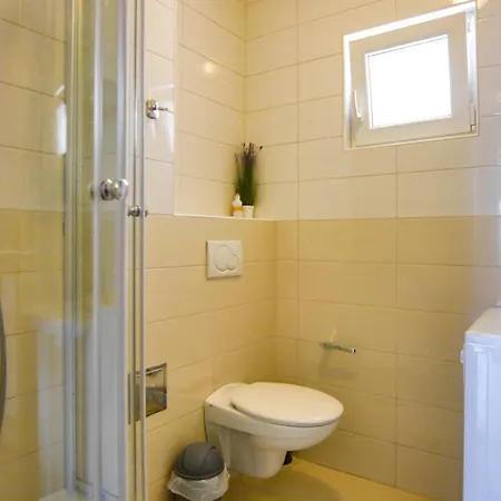 Apartment Apartment Ivesic