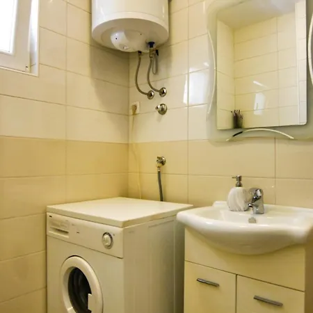 Apartment Apartment Ivesic