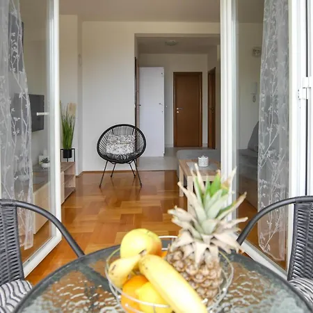 Apartment Ivesic Apartment