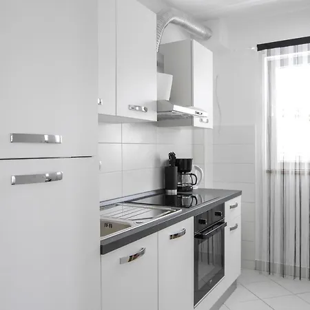 Apartment Ivesic Apartment Makarska